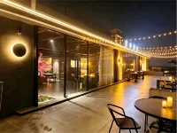 โรงแรมจุนหยา สาขา ซินชาง ผิงหู เจียซิง - ที่มีฟิตเนส