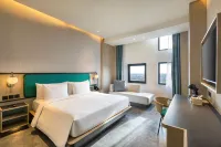 VIVERE Hotel, ARTOTEL Curated Gading Serpong Hotels in 
