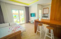 Sweet Home Kemer Apartments - شرفة