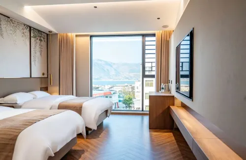North Latitude27° Hotel - Parkplatz