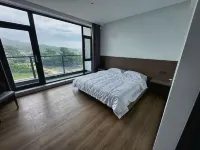 Shi Wai Tao Yuan Hotel - Mountain view