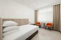 Ayatai  Hotel - parcheggio
