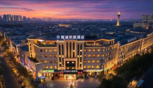 Zhihan Huanpeng Hotel (Kashgar Convention and Exhibition Center) - Balkoner