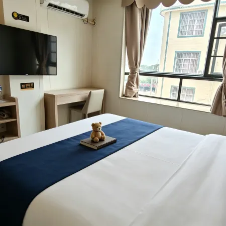 Long An Xin Yi Business Hotel conversion