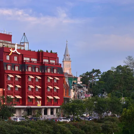 M Village Premier Hotel Xuan Huong Lakeside, a brand of Modern Village Lifestyle