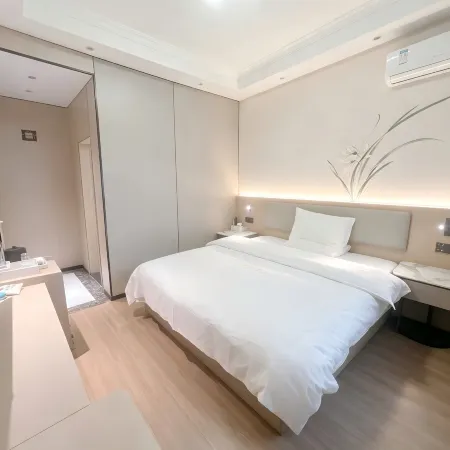 Yunman Smart Hotel (Bijie Qianxi High-Speed Railway Station Pedestrian Street)