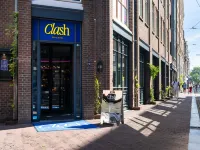 NYX Hotel Amsterdam Rembrandt Square Hoteles cerca de Museo Van Loon