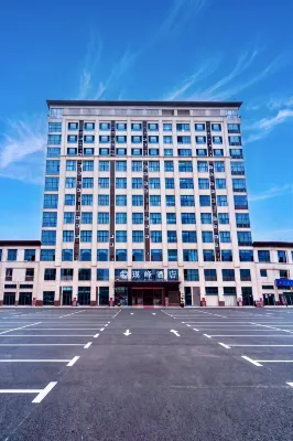 Qifeng Hotel - พร้อมอาหารเช้า