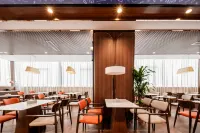 REZEN HOTE (Guiyang Longdongbao International Airport Sasseur Outlets) - 4 звезды