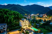 Qinxinhu Resort Bamboo Raft · Waterfall · Swimming Pool · Stream Trekking Family-friendly | - 인피니티 풀