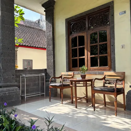 Nyuh Gading Accommodation