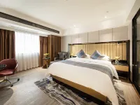 柏麗泉智酒店（江門東站江海廣場店） 鄰近江門東站的酒店