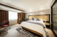 BaiLiQuanZhiJiuDian Hotel (Jiangmen East Railway Station Jianghai Square) Hotel dekat Jiangmen Railway Station