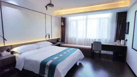 Rezen Manhu Hotel Rongcheng City Huaguoshan Отели в г. Жунчэн