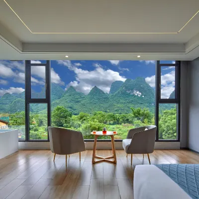 Minghu Juzhu B&B (Yangshuo Yulonghe Scenic Area) 사자 산 주변 호텔