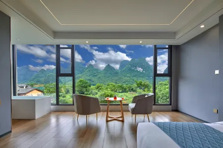 Minghu Juzhu B&B (Yangshuo Yulonghe Scenic Area) Отели рядом с достопримечательностью «Totem Ancient Trail»