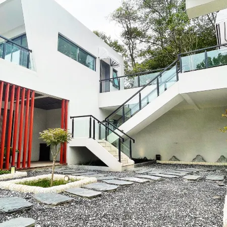 Shanye Shanye Homestay (Lishui Tianshang Wangcheng Scenic Area)