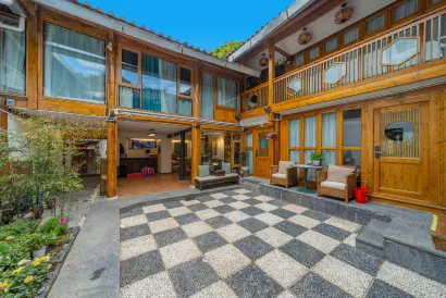 依雲客棧（麗江古城四方街店）