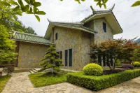 Nanzhuo Kanlong Courtyard -  Ferienhäuser
