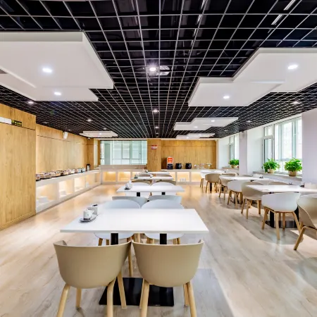 Boya Hotel (Hohhot Hailiang Plaza Zhongshan Road Subway Station Branch)