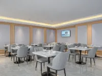 Vienna Hotel (Minquan Railway Station) Hotels in Minquan
