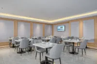 Vienna Hotel (Minquan  Railway Station) Hotels in Minquan