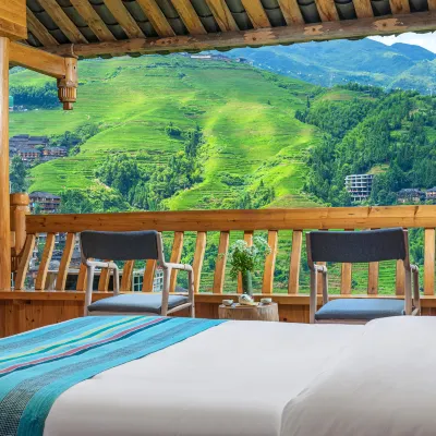 Wuyan Hongyun Hotel (Longsheng Longji Terrace Observation Deck) Hotels near Golden Buddha Peak View Point