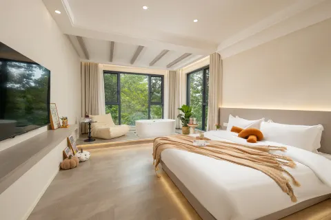 Floral Hotel · Lushan Yue Yao Hotel (Lushan Mountain XiaoTianchi Branch)