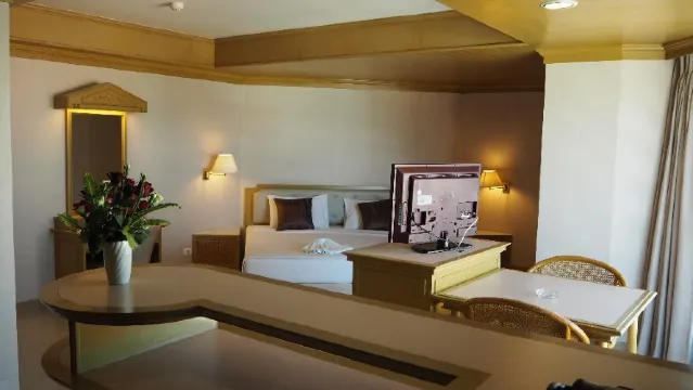 ห้องคอนเน็คติ้ง