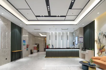 Xianxi Youth Travel Select Hotel (Xiangyin Huatai Branch) Отели рядом с достопримечательностью «Yangsha Lake Colorful Flower Field»