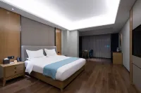 Baiya Hotel (Korla Tarim Oil Field Project Company Branch)