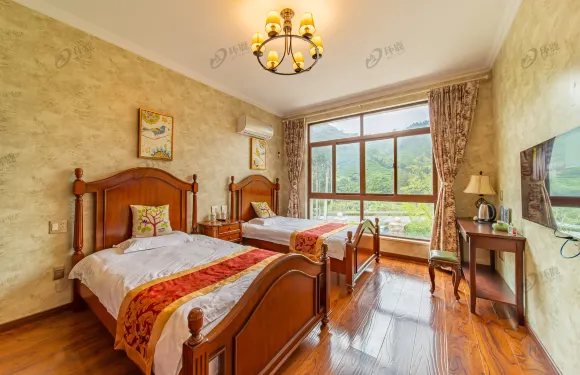 湖州霞霧山居住宿