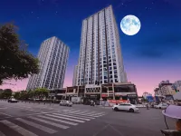 Tuman Jiuqi Hotel (Leshan High-speed Railway Station Wanda Plaza)
