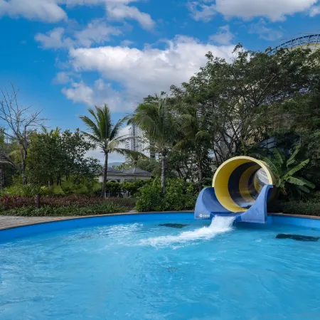 Wanning Riyuewan Shangyi Seaview Surf Apartment