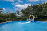 Wanning Riyuewan Shangyi Seaview Surf Apartment - วิวทะเล