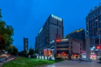 CHAMJOY Hotel (Ningbo Lishe Airport Finance and Economics College) Hotels in Ningbo NGB Airport/Shanjing Outlet/Jishigang Town
