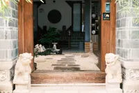 Yijuju Suite (Jianshui Ancient City Branch) - موقف سيارات