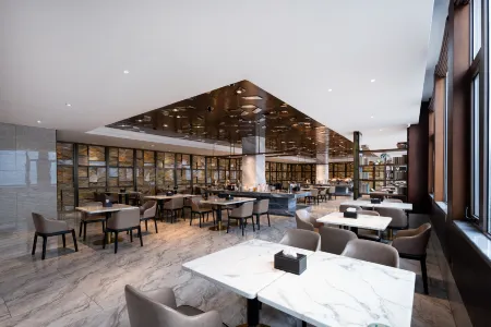 Yixiangting Juxi International Hotel Отели рядом с достопримечательностью «Luzhong Ancient Tree»