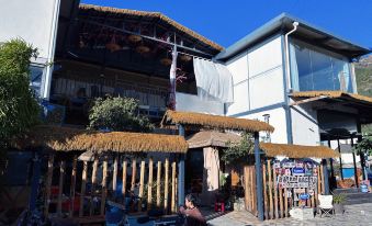 Wuyuan Shijia Courtyard Homestay