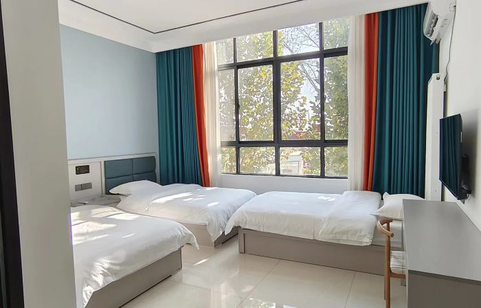 Yuxi Homestay (Fangcheng Eighth Elementary School)
