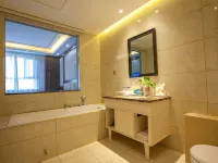 Aksu Nguyen Hotel فنادق في أكيسوشي