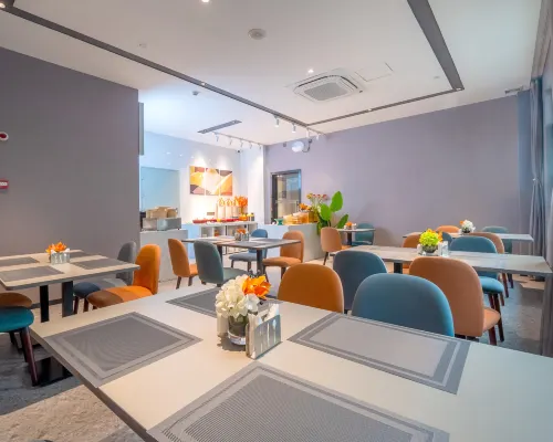 HomeInnSelected (Guangzhou International Financial City Olympic Sports Center Branch) Makanan Photos