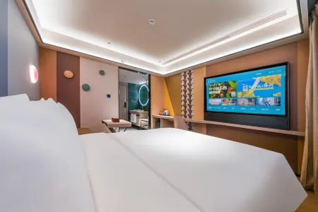Orange Hotel (Shanghai International Tourism Resort South Chuanhuan Road Hotel ) Отели рядом с достопримечательностью «Bi Yunjingyuan»