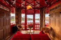 Abbaye des Vaux De Cernay un hotel Paris Society Collection - Airport Shuttle