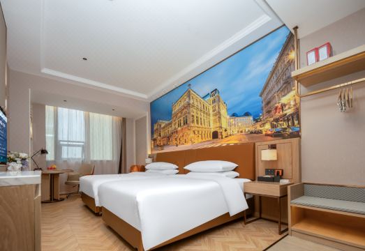 3. 비엔나 호텔 (..