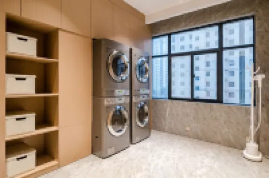 Starway Hotel (Xinxiang Xinfei Avenue Pangdonglai Sanpang)