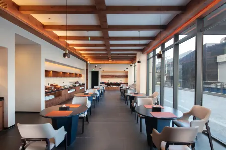 Jingjiang Metropolo Fuyuan West Road Changsha Hotel Отели рядом с достопримечательностью «Xiufengshan Park»