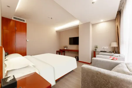 Xin'ao Hotel (Xi'an Bell and Drum Tower Yuxiangmen Subway Station)