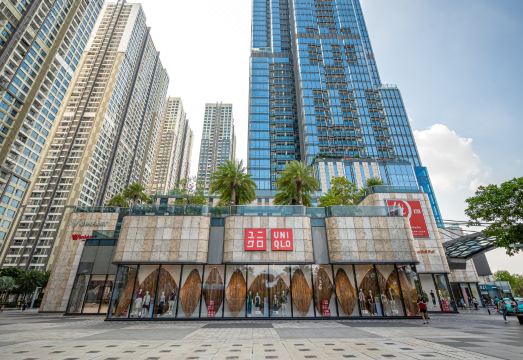 Luxury Home Landmark 81의 아름다운 수영장 뷰