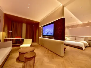 Qiqihar Lakeside Hotel